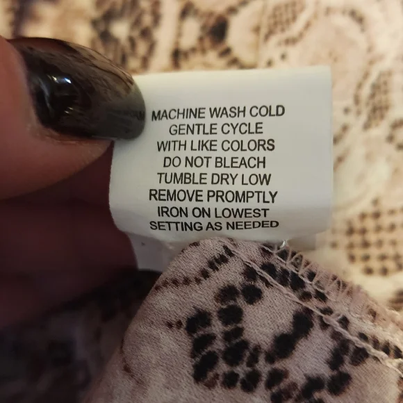 Notations Blouse - Picture 7 of 7